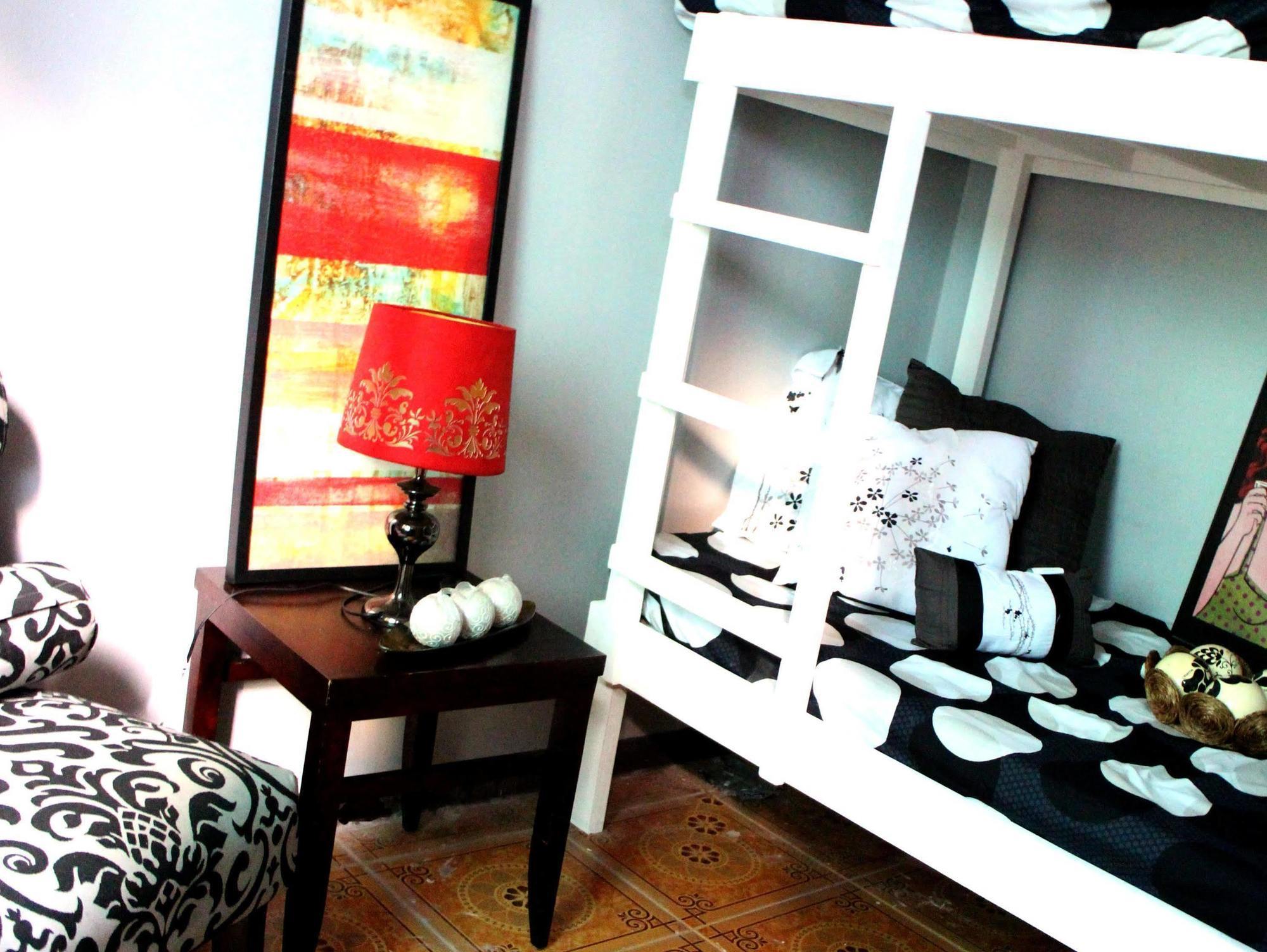 Urban Hostel Pasig City Buitenkant foto